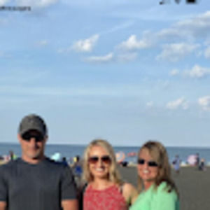 Meet your Posher, Traci